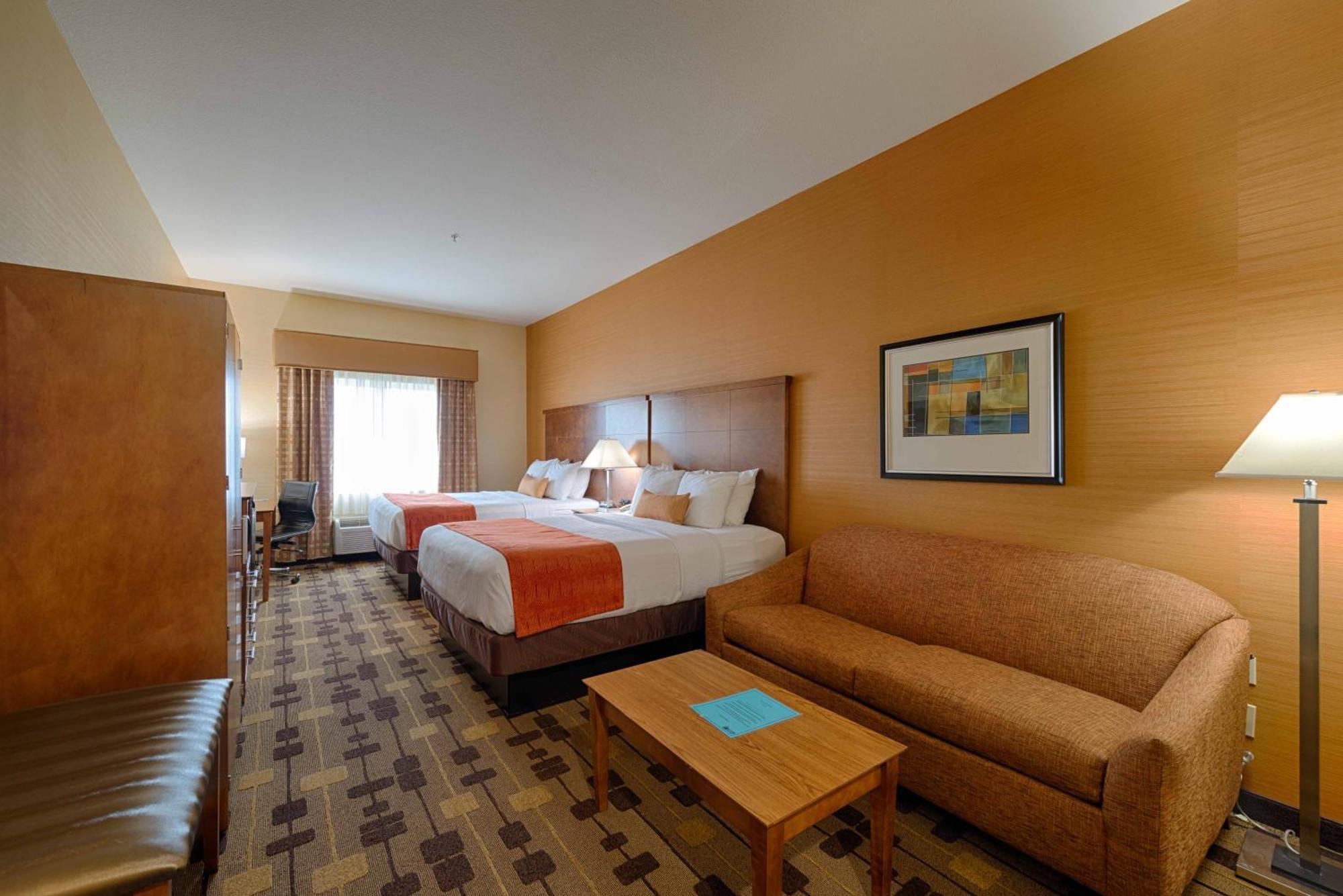 Best Western Plus Delta Inn & Suites Oakley Εξωτερικό φωτογραφία